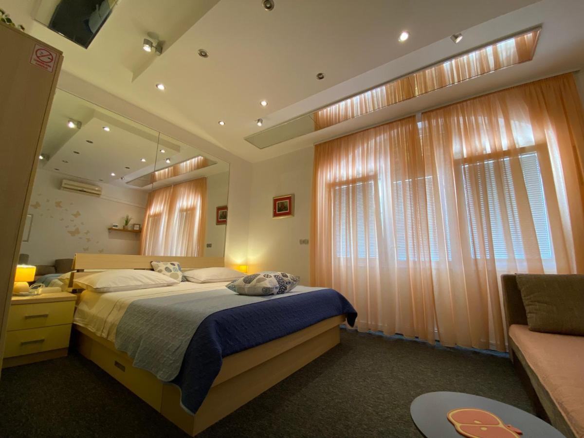Studio apartment&rooms ADRIA Vodice Esterno foto