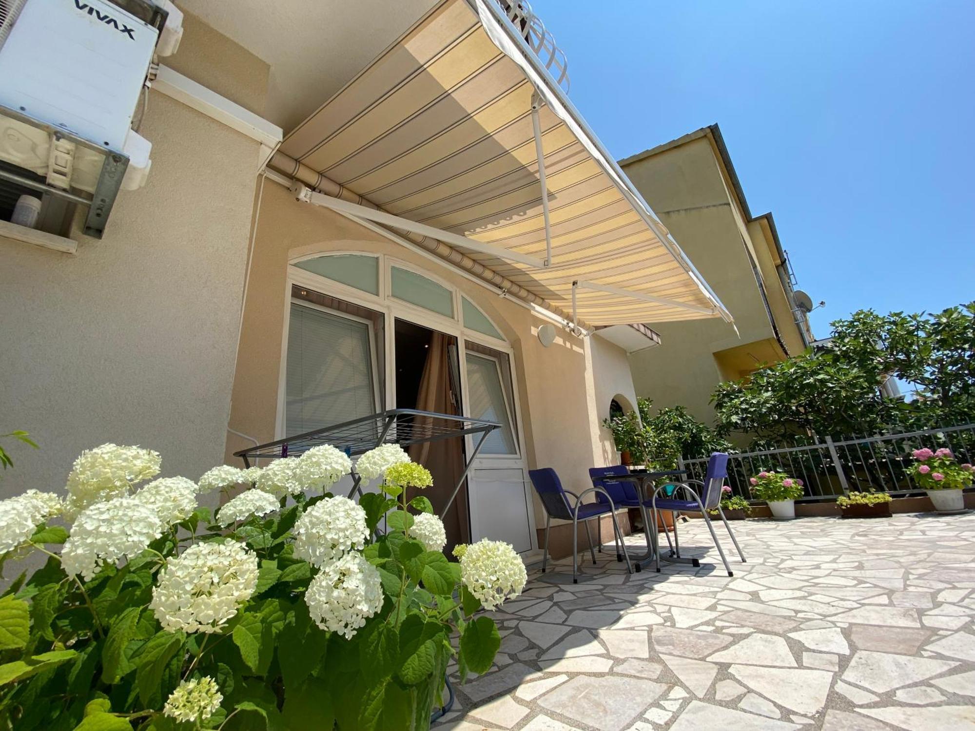 Studio apartment&rooms ADRIA Vodice Esterno foto