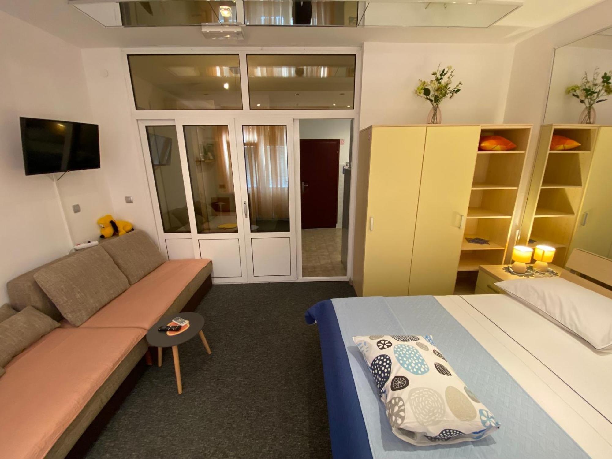Studio apartment&rooms ADRIA Vodice Esterno foto