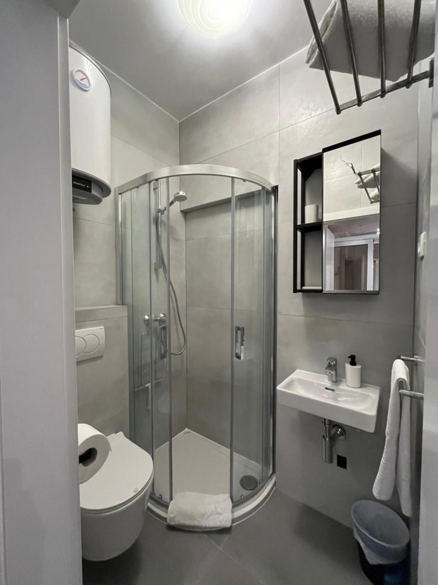Studio apartment&rooms ADRIA Vodice Esterno foto