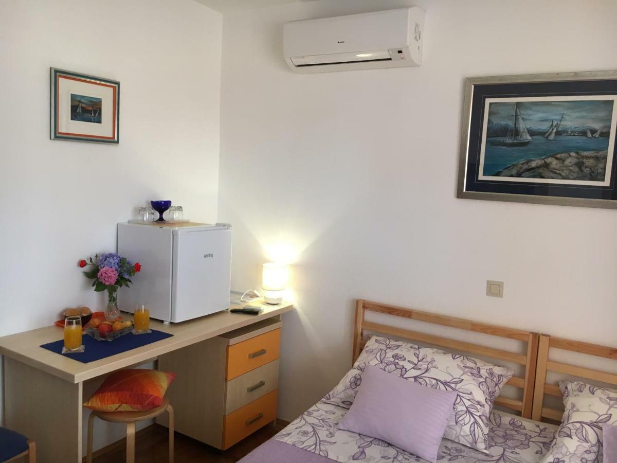Studio apartment&rooms ADRIA Vodice Esterno foto